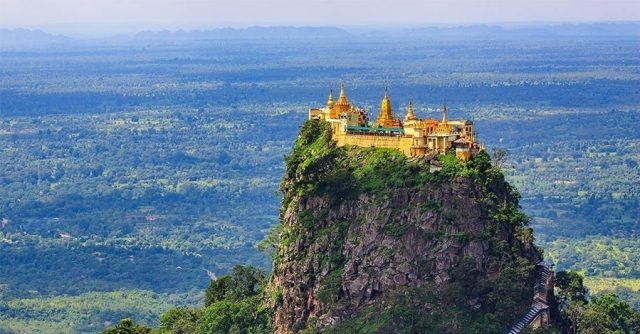 The superb architectural work of Taung Kalat monastery on the top of Mount Popa (Photo ST)