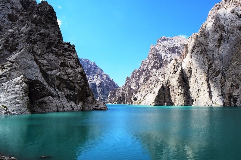 Uncover Kyrgyzstan, explore the wild land in Central Asia 8